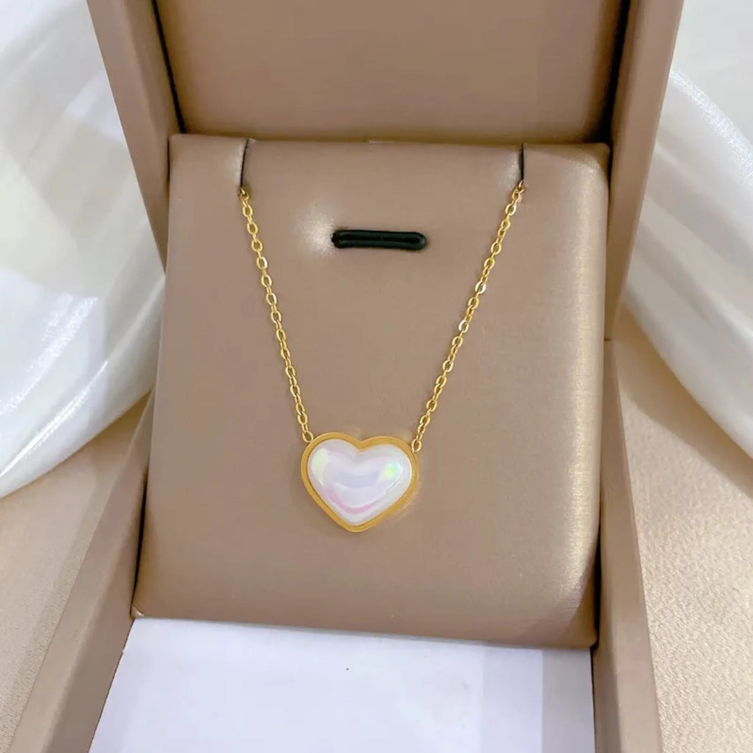 Heart Glow Necklace