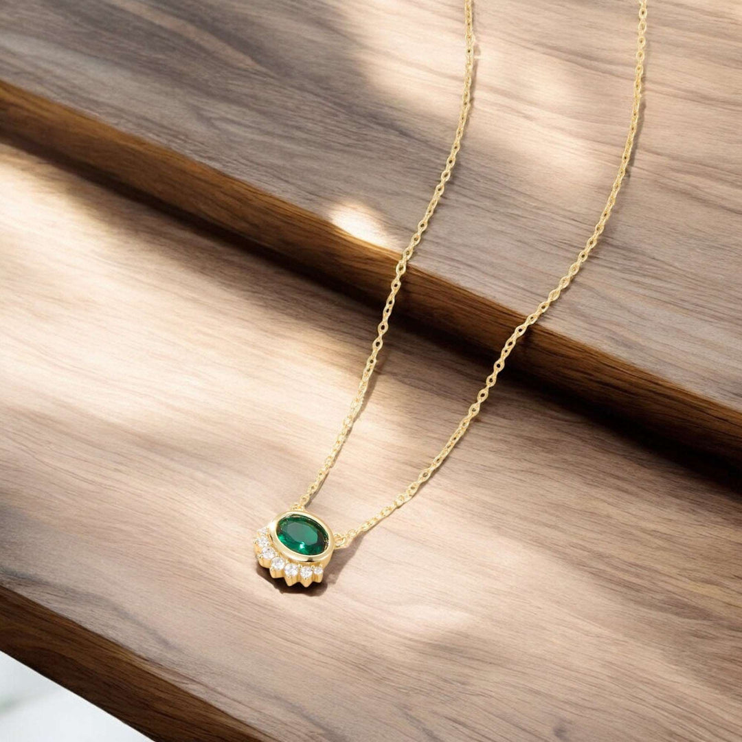 Green Oval Pendant Necklace