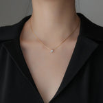 Load image into Gallery viewer, Radiant Minimalist Necklace
